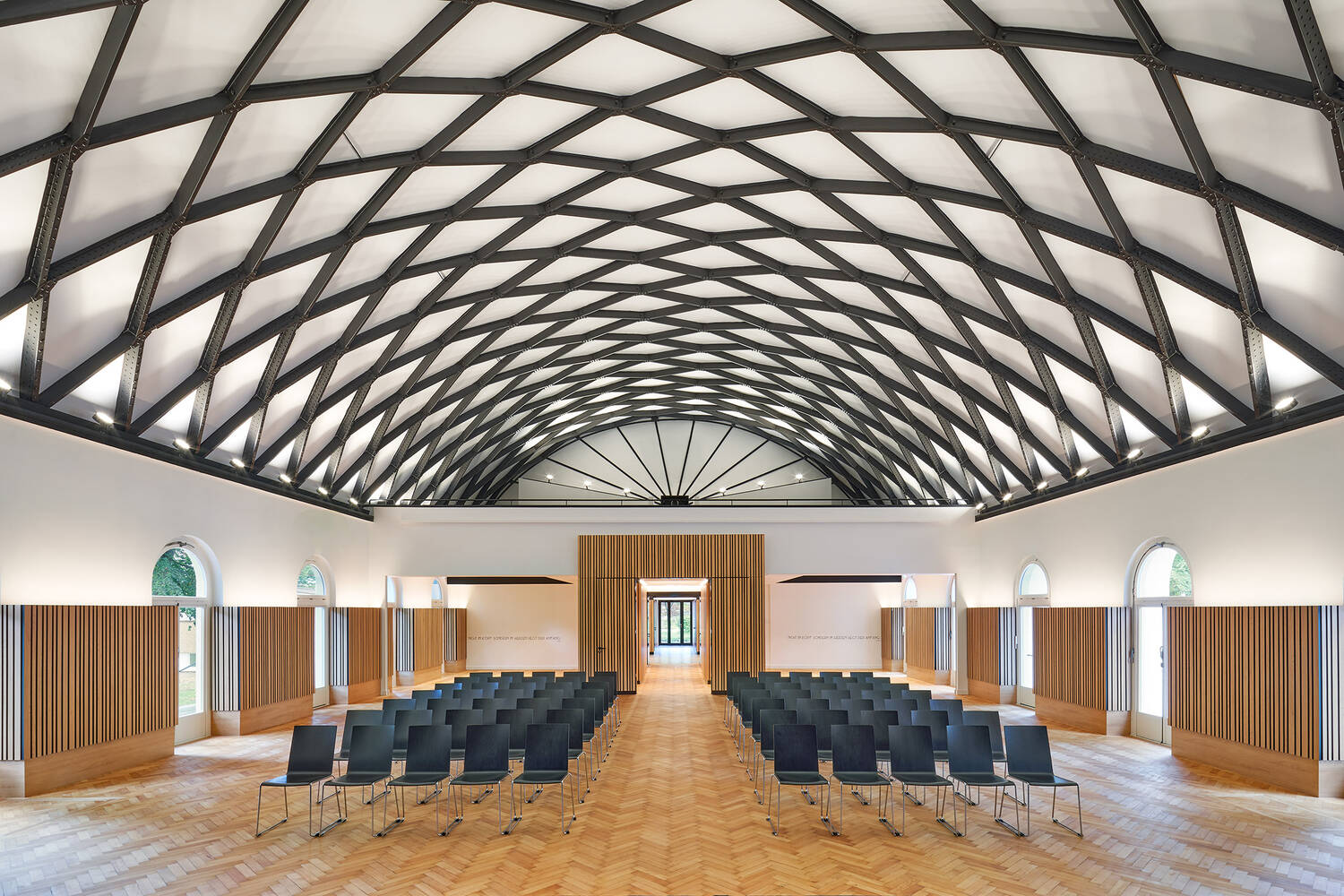 Bild des Projekts St. Victor — Haus der evangelischen Kirche